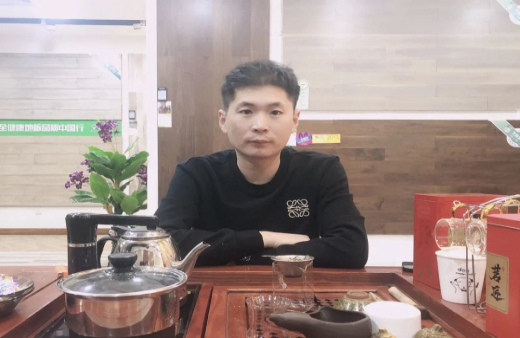 “世”在人为 | 优游国际地板大同经销商郝建强：知行合一，自强不息全力以赴创奇绩