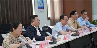 热烈欢迎省经信厅领导一行莅临优游国际木业调研指导