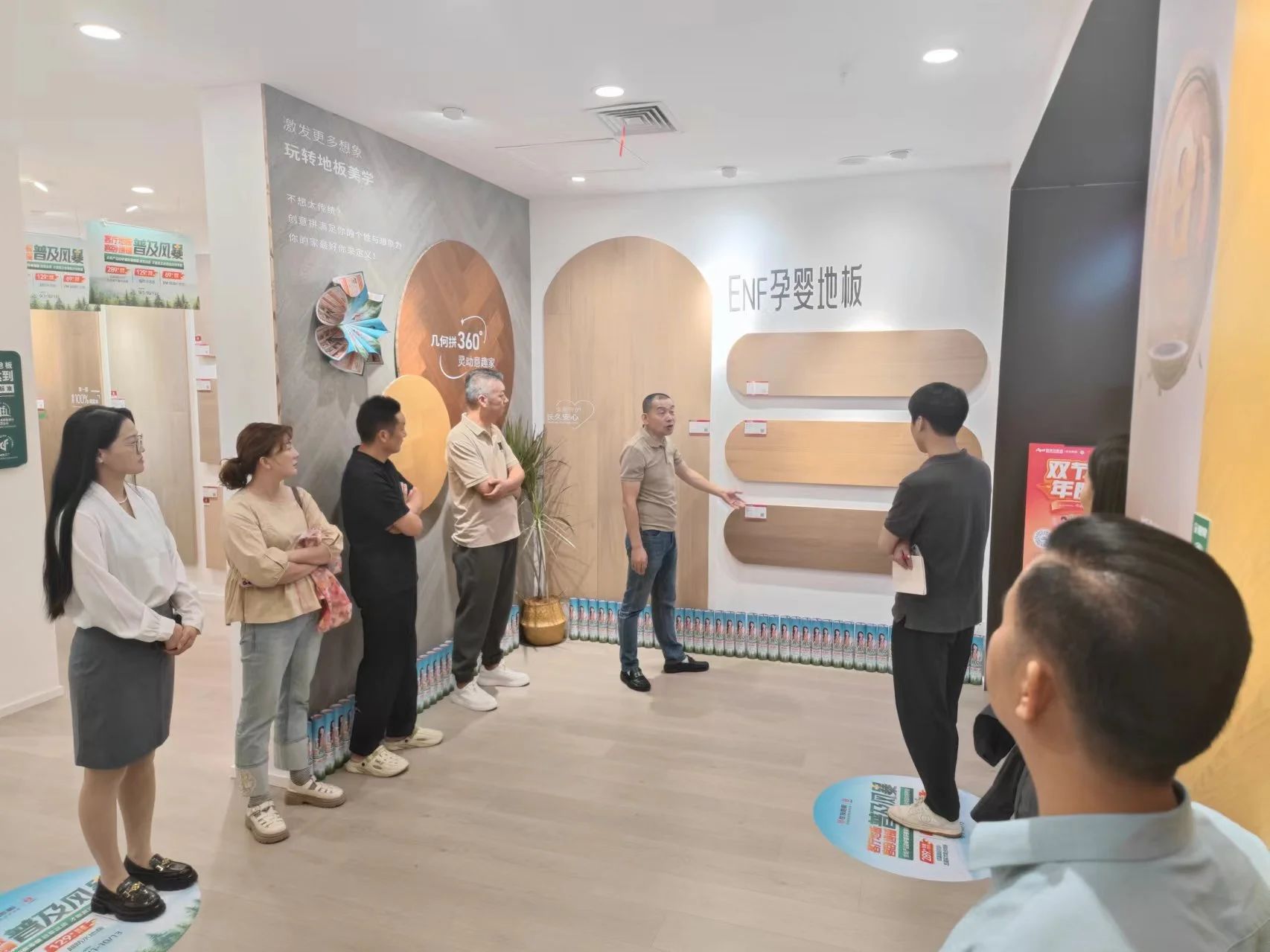 82万超强大单！优游国际客厅地板客卧通铺普及风暴火力全开！
